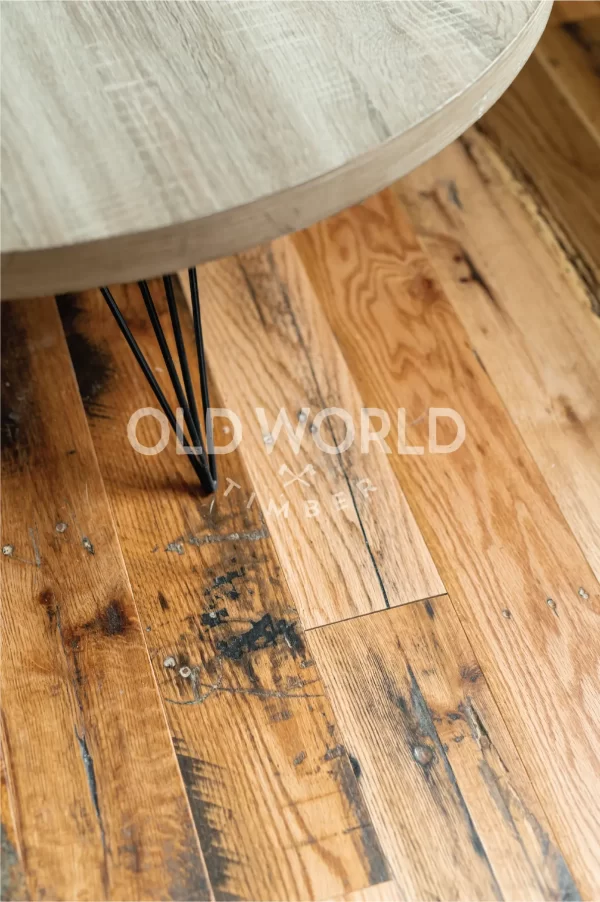 Seamless Layout of Industrial Oak Engineered Flooring