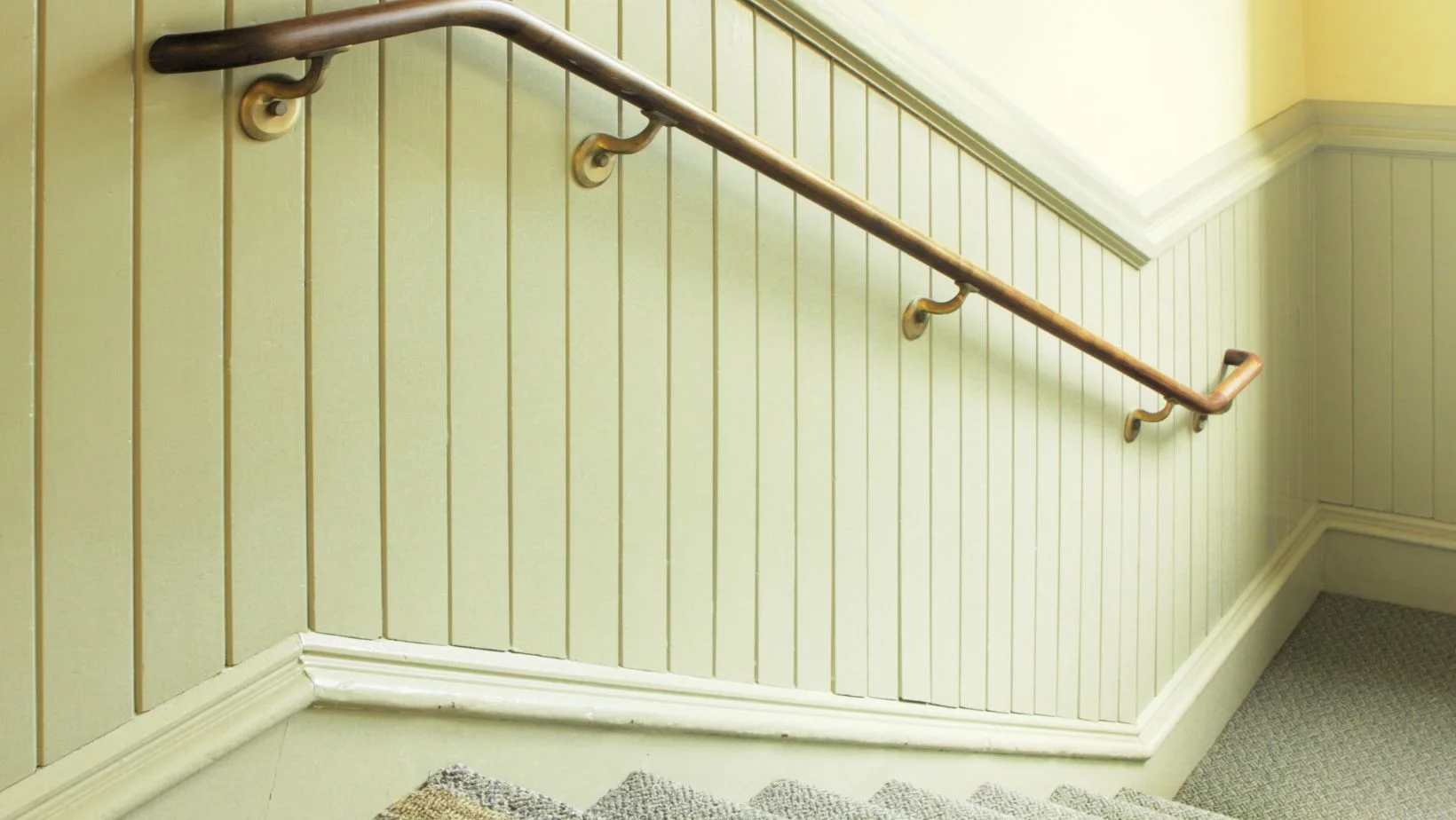 white wainscotting