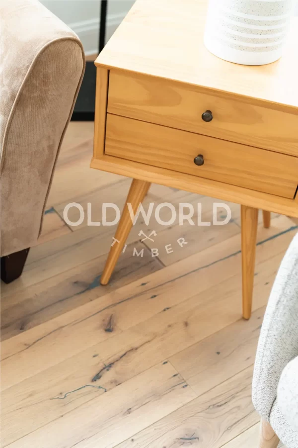 Clean face reclaimed white oak planks featuring fine grain, durability, and engineered construction.