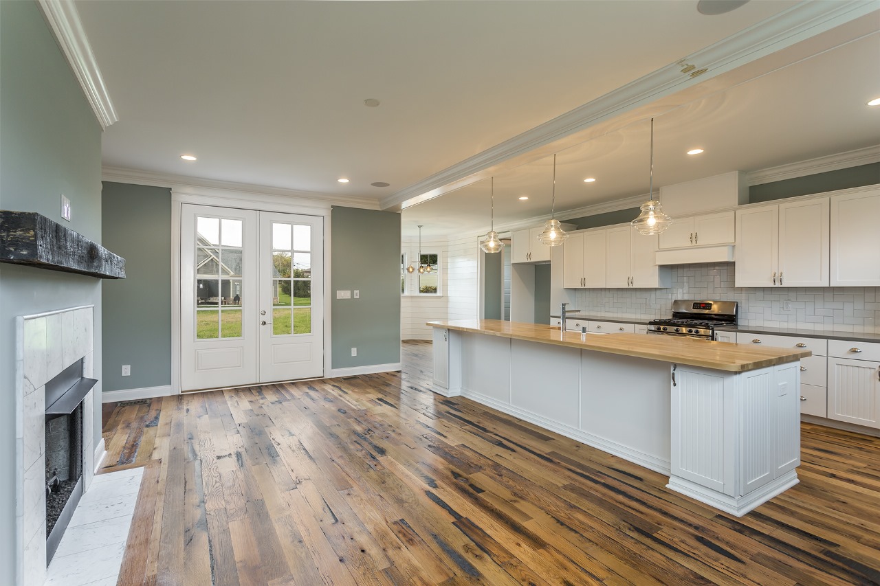 reclaimed hardwood flooring installed